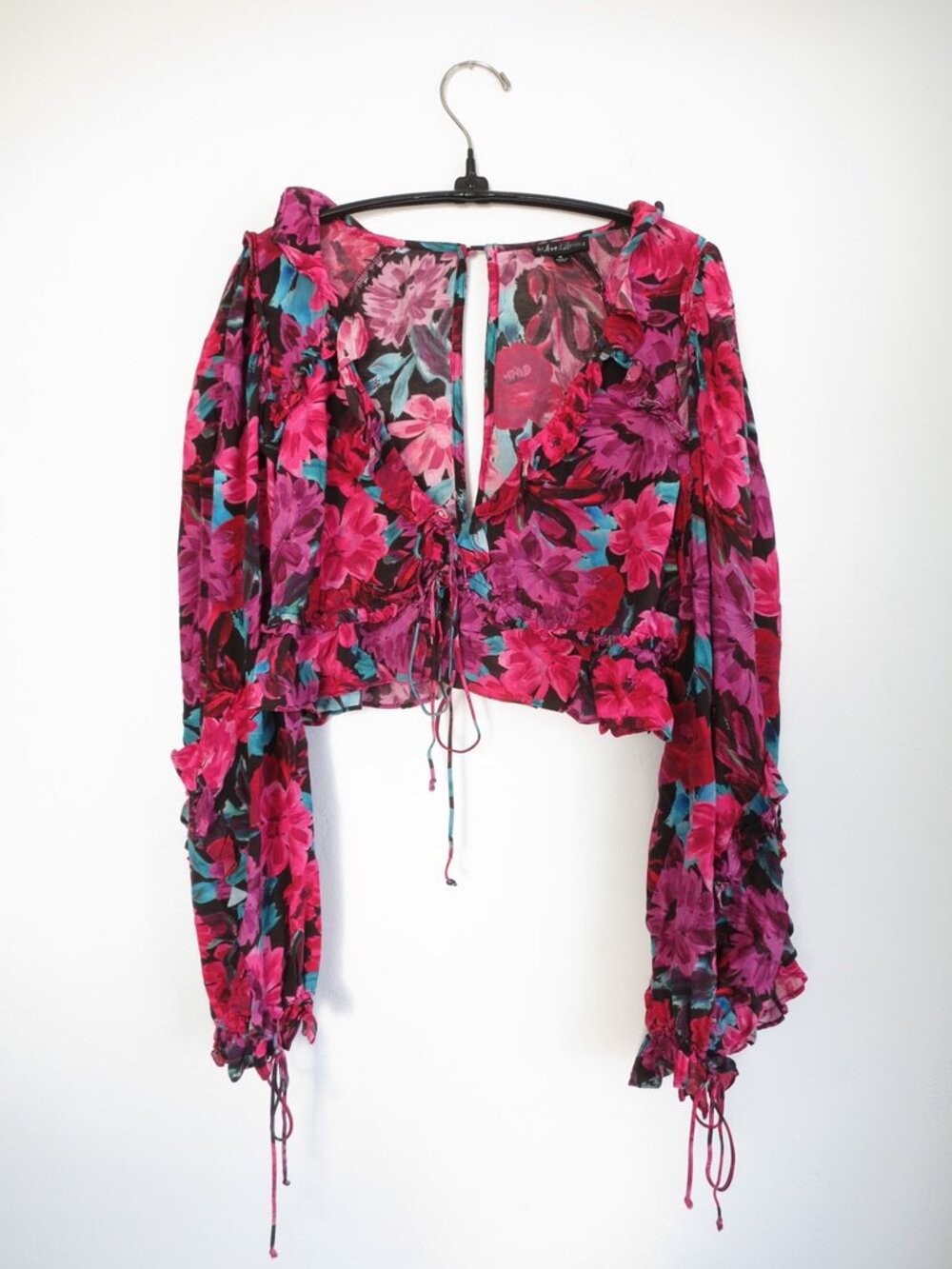 For Love & Lemons Scarlett Long Sleeve Crop Top Revolve - Size Medium EUC